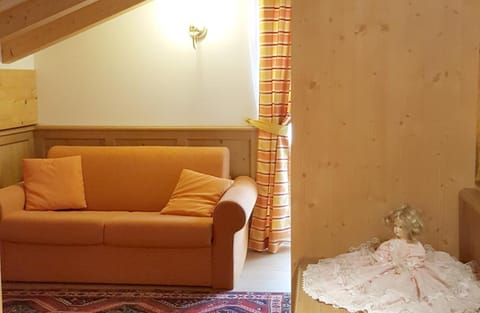 In-room safe, free cribs/infant beds, free WiFi