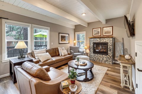 House (3 Bedrooms) | Front of property