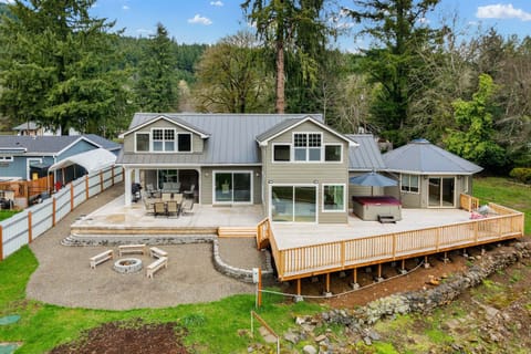 House, 3 Bedrooms | Exterior