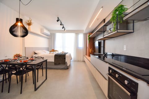 Apartment | Dining