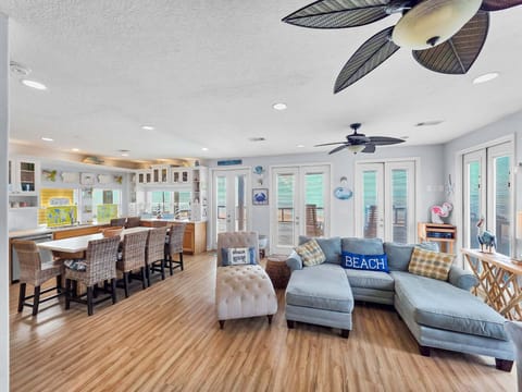 House, 4 Bedrooms | Interior