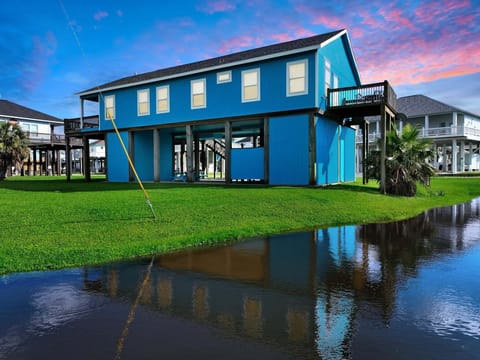House, 3 Bedrooms | Exterior