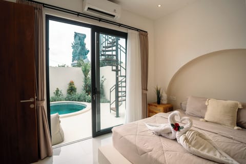 Standard Villa, Pool View | Free WiFi