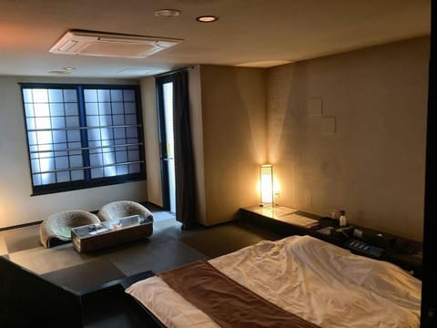 Deluxe Double Room | Desk, free WiFi