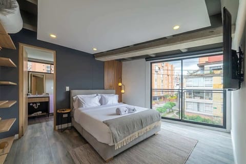 Apartment, 1 Queen Bed, Balcony, City View (Mambe 301) | 1 bedroom
