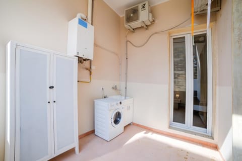 Standard Apartment, 2 Bedrooms, Microwave (Archi Home - Apartment with Balcony) | Laundry