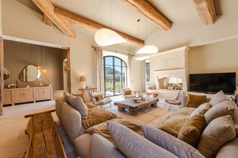 House | 4 bedrooms, high-speed internet