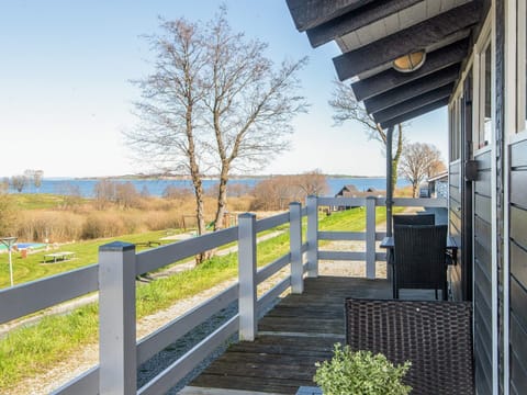 House | Water view