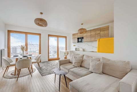 Apartment | Living area