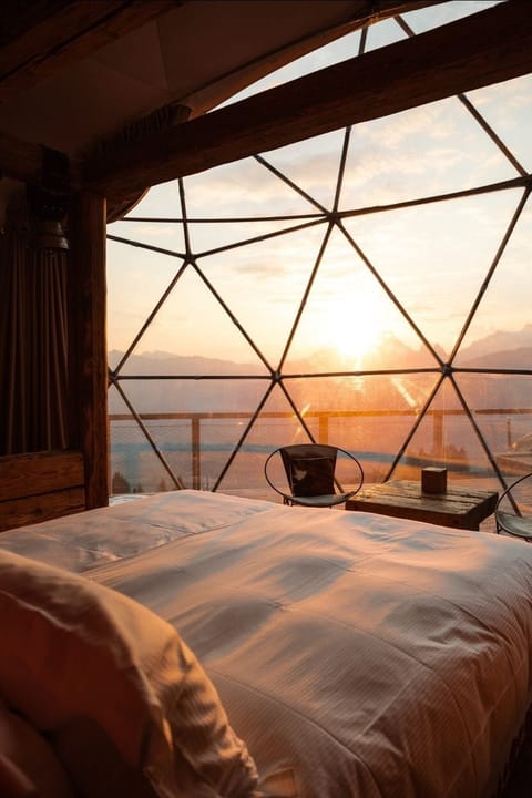 Room, 1 Bedroom, Accessible, Smoking | 1 bedroom