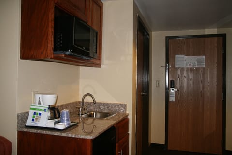 In-room safe, desk, blackout drapes, iron/ironing board