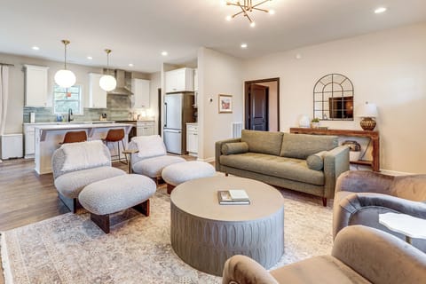 House (3 Bedrooms) | Front of property