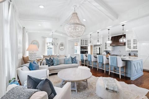 House, Multiple Beds (Sea La Vie Seaside) | Living area