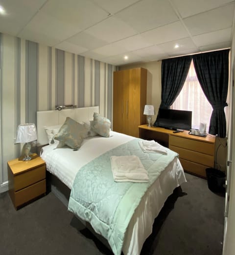 Deluxe Double Room | Free WiFi