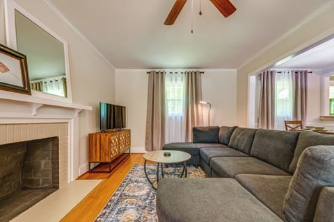 House (3 Bedrooms) | Front of property