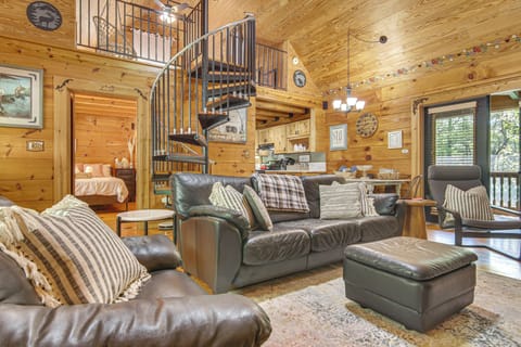House (3 Bedrooms) | Front of property