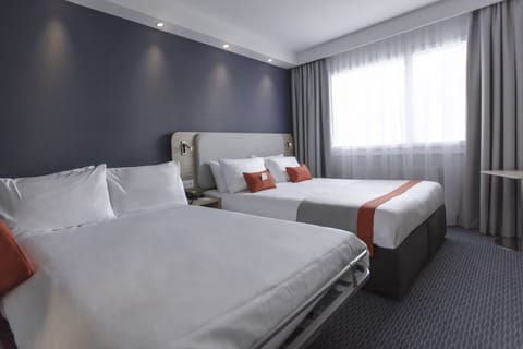 Standard Room, 1 Queen Bed with Sofa bed (Free Breakfast) | In-room safe, desk, soundproofing, iron/ironing board