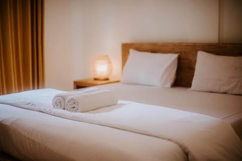 Double Room, Garden View | Free WiFi
