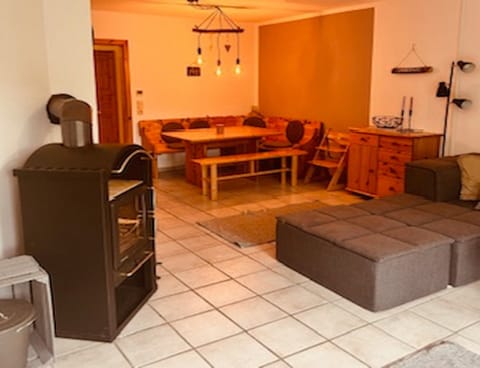 Apartment | Living room | DVD player
