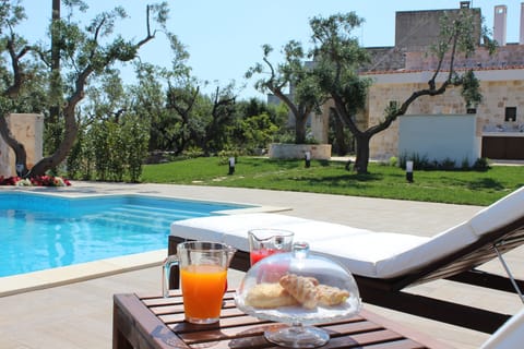 Seasonal outdoor pool, sun loungers