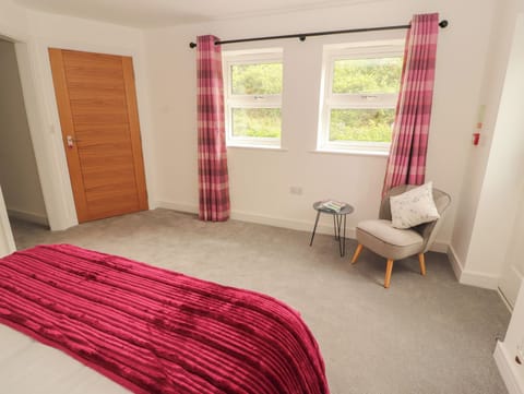 Cottage | 1 bedroom, WiFi (free), individually decorated, individually furnished