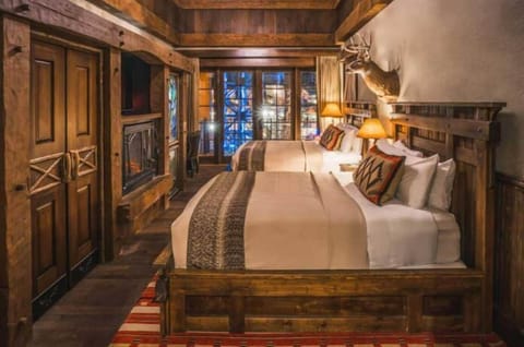 Interior Double Queen ADA | Pillowtop beds, minibar, in-room safe, individually decorated