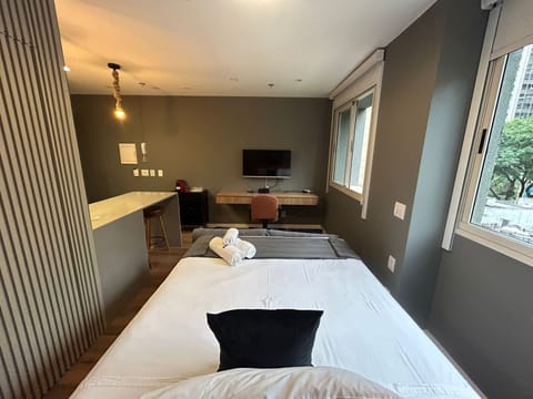 Apartment | Laptop workspace, blackout drapes, iron/ironing board, WiFi (free)