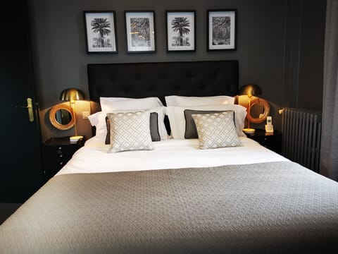 Superior Room, City View | In-room safe, desk, soundproofing, free WiFi