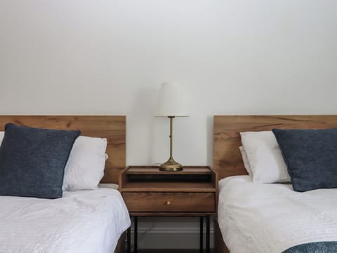 2 bedrooms, WiFi (free), individually decorated, individually furnished