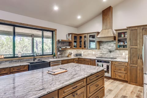 House (Multiple Bedrooms) | Interior
