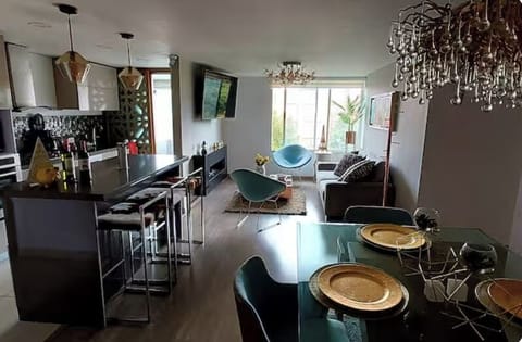 Comfort Apartment, City View | Living area