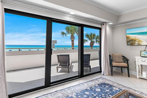 Condo, 1 King Bed with Sofa bed (Aegean 220) | Interior