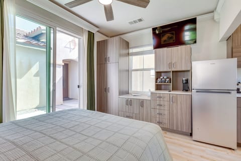 Apartment (0 Bedroom) | Interior