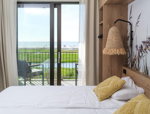 Apartment | 1 bedroom, bed sheets