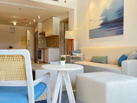Chalet, 3 Bedrooms, Sea View | Living area
