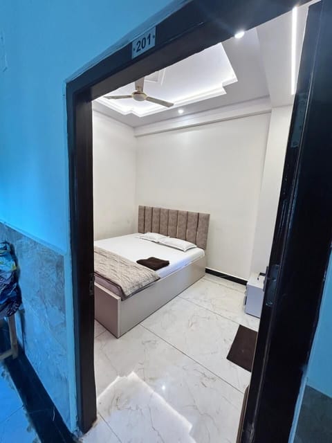 Executive Double Room, City View | Desk, free WiFi