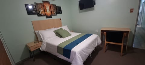 Economy Double Room | Desk, laptop workspace, iron/ironing board, free WiFi