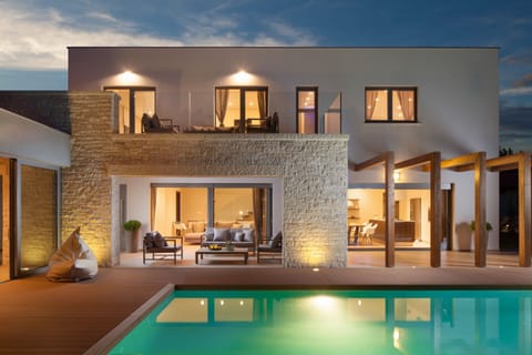 Honeymoon Villa, 4 Bedrooms, Fireplace (Villa Royal Green) | Pool | Seasonal outdoor pool
