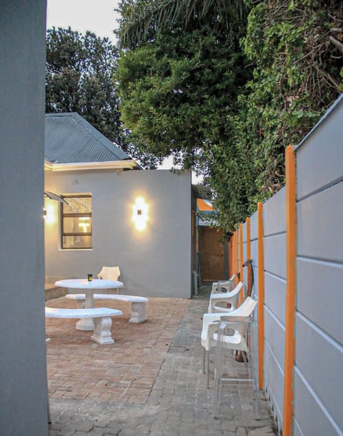 Luxury Apartment, Garden View | Outdoor dining