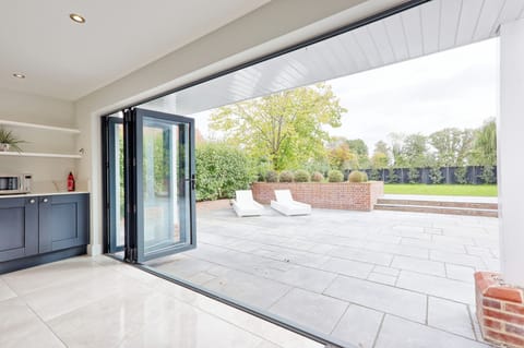 House | 6 bedrooms