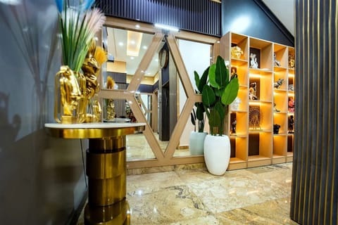 Superior Room, Balcony, City View | Lobby