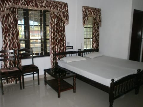 Deluxe Double Room, Balcony | Free WiFi