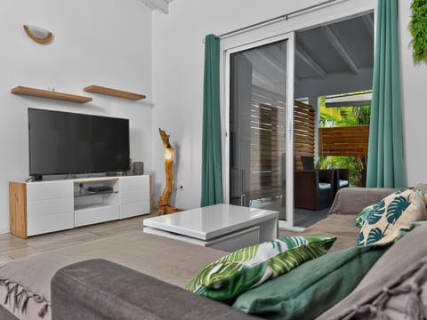 Family Villa, 3 Bedrooms, Balcony | Living area