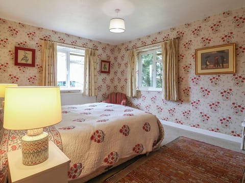 4 bedrooms, WiFi (free), individually decorated, individually furnished