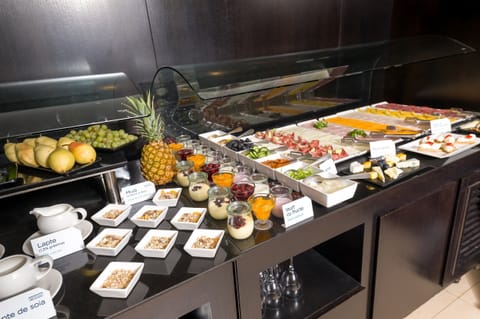 Daily buffet breakfast for a fee