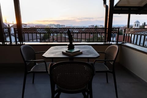 Standard Room, City View | Outdoor dining