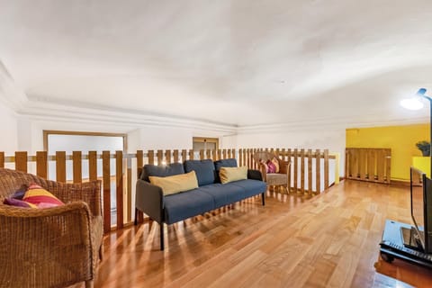 Family Apartment, 2 Bedrooms, Microwave (Da Stefano Historical Center 5 min to) | Living room