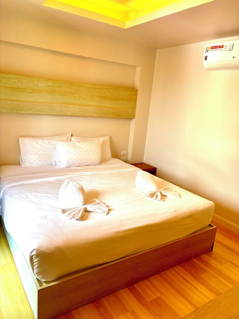 2 bedrooms