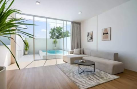 Villa, Lanai | Pool | Outdoor pool