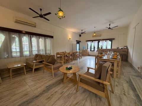 Deluxe Double or Twin Room | Interior